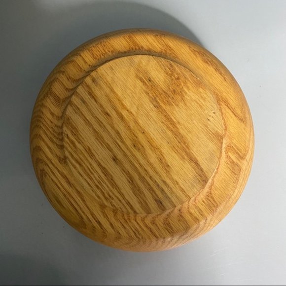 🎉4 for $20🎉Wooden Bowl 7 inches by 2 Inches Unkown Brand - Picture 3 of 9